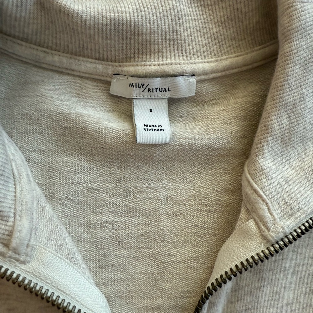 Daily Ritual Oatmeal Quarter Zip - Picture 2 of 10